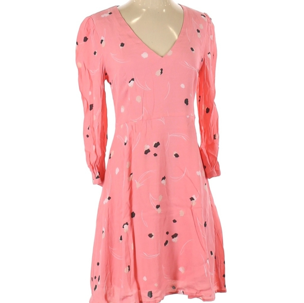 Chelsea28 dress size S